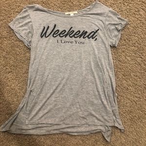 basic gray graphic tee